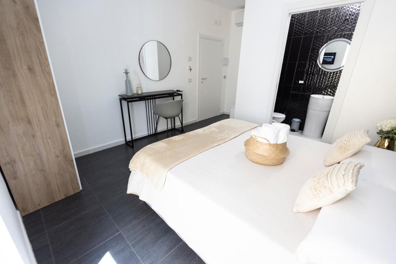 Lena Suite Bari Vecchia Luaran gambar
